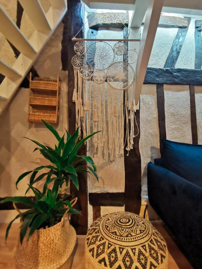 Loft Atypique Au Calme Avec Cour Privative Lejlighed Bourges Eksteriør billede
