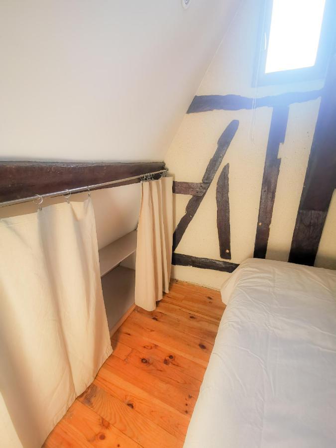 Loft Atypique Au Calme Avec Cour Privative Lejlighed Bourges Eksteriør billede